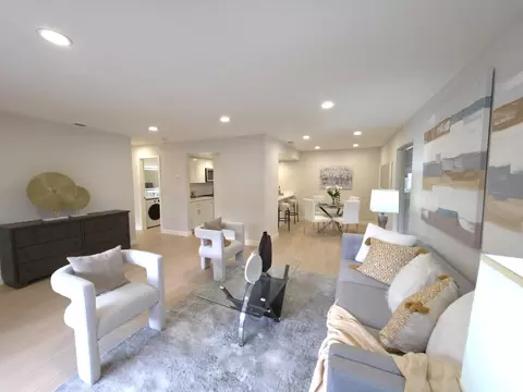 212 Red Oak Dr A, Sunnyvale, CA 94086