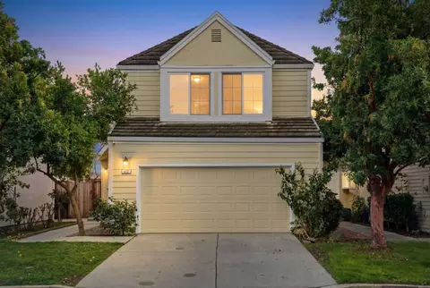 472 Glenmoor Cir, Milpitas, CA 95035