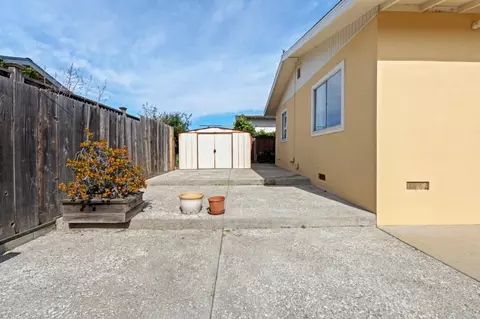 Exterior - 1313 Harding St, Seaside, CA 93955 photo 3 of 6