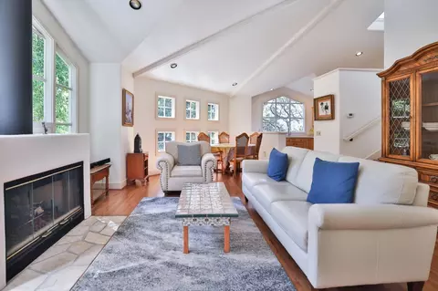 Living - 0 SE 4th Ave- 3se Of Torres, Carmel, CA 93923 photo 1 of 4