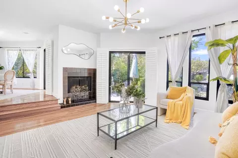 227 Ada Ave B, Mountain View, CA 94043