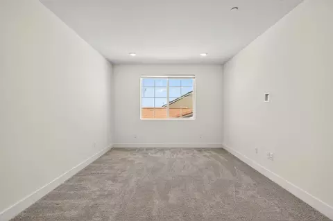 Bedroom - 6640 Silverleaf Ct, Tracy, CA 95377 photo 7 of 13