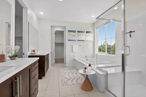 Bath - 6640 Silverleaf Ct, Tracy, CA 95377 photo 4 of 8