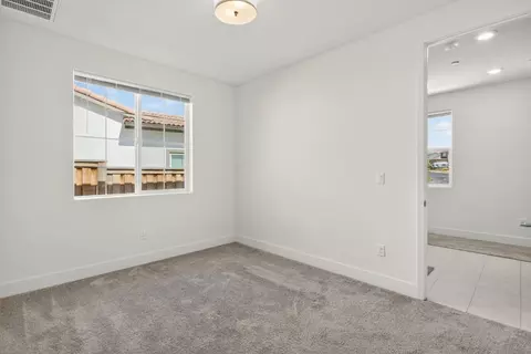 Bedroom - 6640 Silverleaf Ct, Tracy, CA 95377 photo 1 of 13