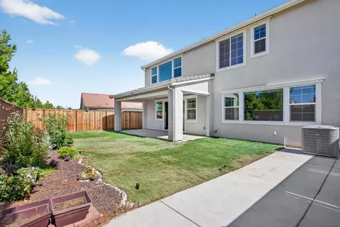 Exterior - 6640 Silverleaf Ct, Tracy, CA 95377 photo 6 of 9