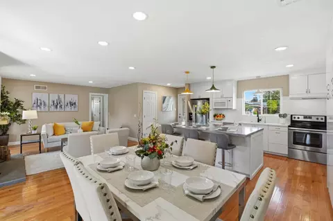 1115 Holmes Ave, Campbell, CA 95008