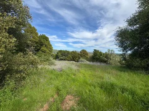 000 Cabezut Rd, Sonora, CA 95370 photo 3