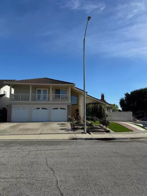 2758 Boncheff Dr, San Jose, CA 95133