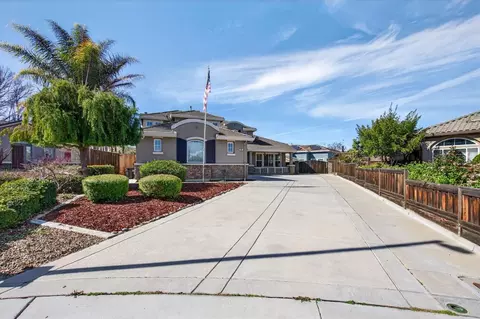 866 Covey Ct, Hollister, CA 95023