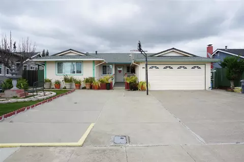 32262 Crest Ln, Union City, CA 94587