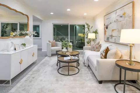 7100 Rainbow Dr 35, San Jose, CA 95129