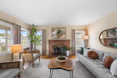 Other - 656 Myrtle St, Half Moon Bay, CA 94019 photo 4 of 7