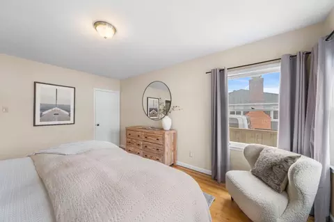 Bedroom - 656 Myrtle St, Half Moon Bay, CA 94019 photo 4 of 7