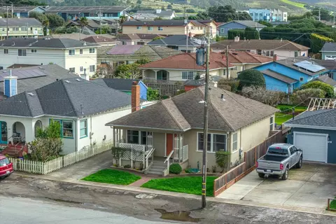 View/Area - 656 Myrtle St, Half Moon Bay, CA 94019 photo 6 of 6