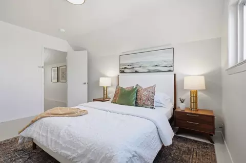 Bedroom - 467 Heathcliff Dr, Pacifica, CA 94044 photo 4 of 6