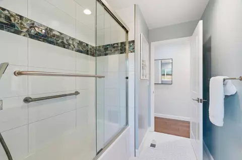 Bath - 1380 Ridgeley Dr, Campbell, CA 95008 photo 4 of 6