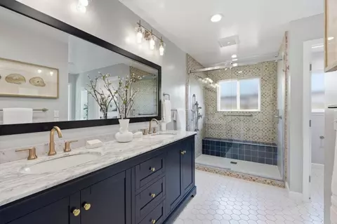 Bath - 1380 Ridgeley Dr, Campbell, CA 95008 photo 1 of 6