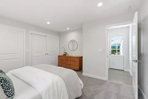Bedroom - 1380 Ridgeley Dr, Campbell, CA 95008 photo 8 of 8