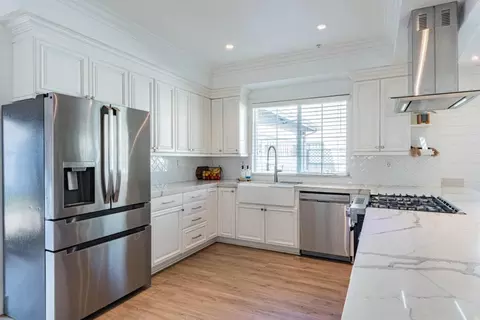 Kitchen - 18 Hancock Cir, Salinas, CA 93906 photo 2 of 3