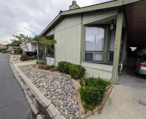 294 Chateau La Salle 294, San Jose, CA 95111