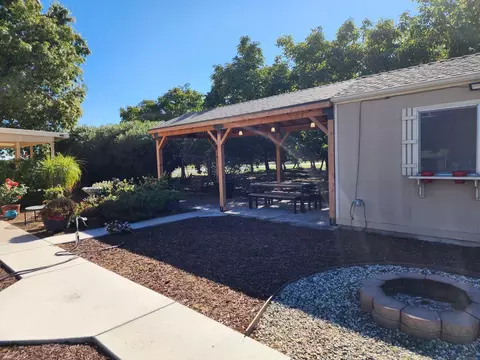 Exterior - 3719 N Hart Rd, Modesto, CA 95358 photo 15 of 21