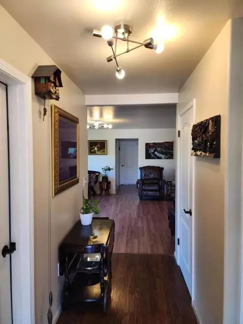 Entry Way - 3719 N Hart Rd, Modesto, CA 95358 photo 2 of 2