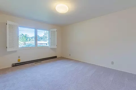 Bedroom - 12 Mesa Del Sol, Salinas, CA 93908 photo 4 of 8