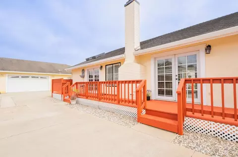 Exterior - 9891 Equestrian Pl, Salinas, CA 93907 photo 7 of 9