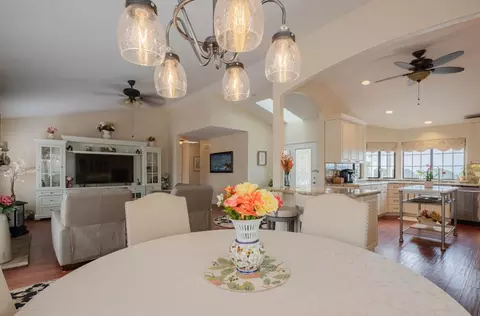 Dining - 9891 Equestrian Pl, Salinas, CA 93907 photo 2 of 3