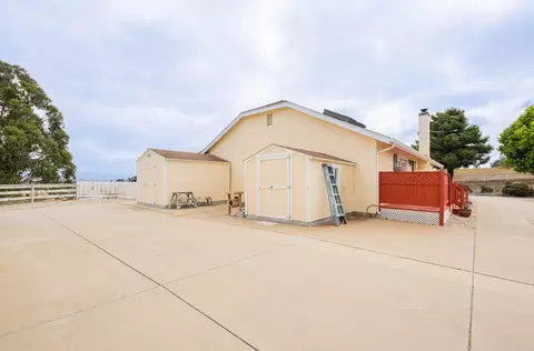 Exterior - 9891 Equestrian Pl, Salinas, CA 93907 photo 9 of 9