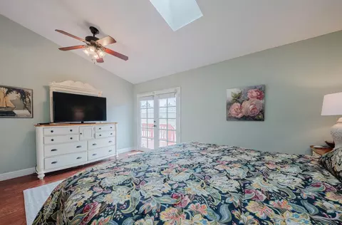 Bedroom - 9891 Equestrian Pl, Salinas, CA 93907 photo 2 of 7