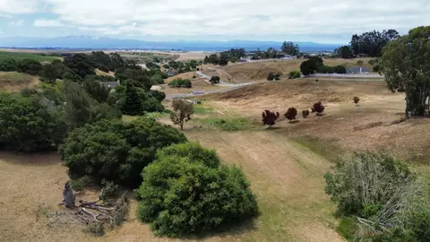 View/Area - 9891 Equestrian Pl, Salinas, CA 93907 photo 6 of 9