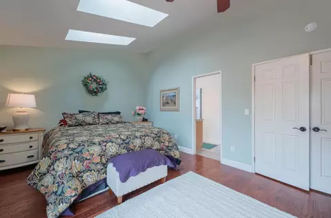 Bedroom - 9891 Equestrian Pl, Salinas, CA 93907 photo 3 of 7