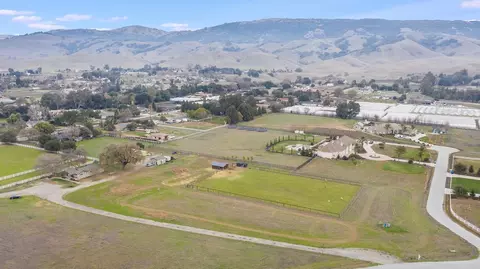 View/Area - 2015 Trumar Ln, Gilroy, CA 95020 photo 1 of 4