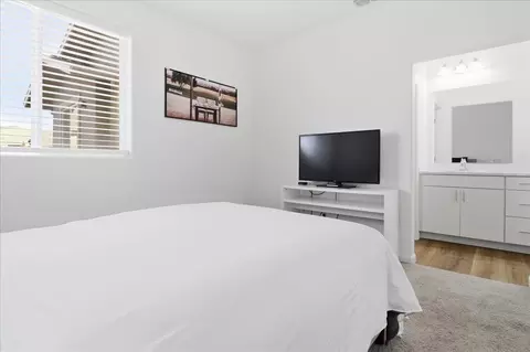 Bedroom - 704 Gabilan Dr, Soledad, CA 93960 photo 2 of 3