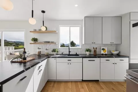 Kitchen - 170 Beachview Ave, Pacifica, CA 94044 photo 1 of 12