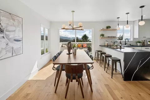 Dining - 170 Beachview Ave, Pacifica, CA 94044 photo 2 of 5