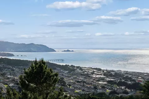 View/Area - 170 Beachview Ave, Pacifica, CA 94044 photo 4 of 5
