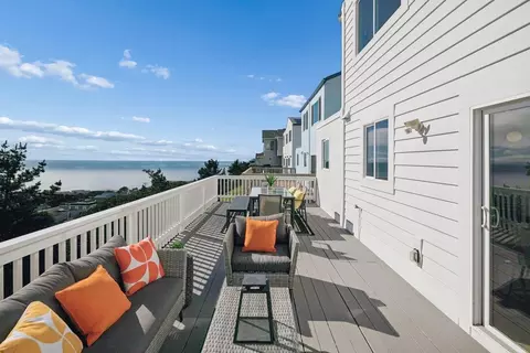 Exterior - 170 Beachview Ave, Pacifica, CA 94044 photo 17 of 26