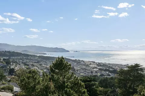 View/Area - 170 Beachview Ave, Pacifica, CA 94044 photo 3 of 5