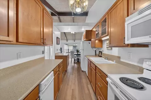 Kitchen - 166 Kern St 26, Salinas, CA 93905 photo 1 of 4