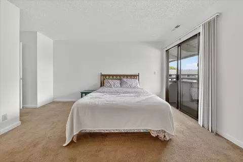 Bedroom - 166 Kern St 26, Salinas, CA 93905 photo 3 of 5