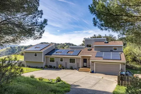 26470 Tierra Vista Ln, Salinas, CA 93908