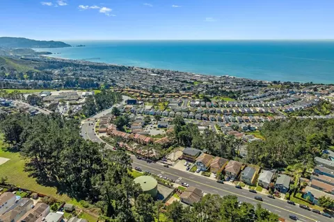 View/Area - 627 Hickey Blvd D, Pacifica, CA 94044 photo 5 of 5