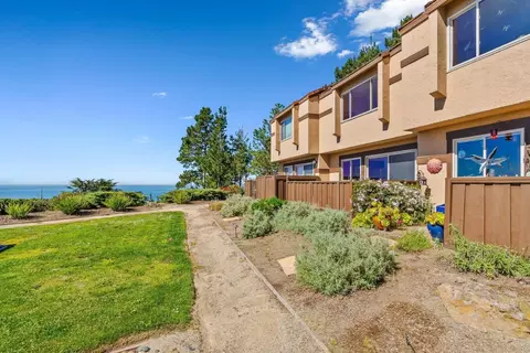 Exterior - 627 Hickey Blvd D, Pacifica, CA 94044 photo 1 of 2