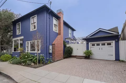 157 15th St, Pacific Grove, CA 93950