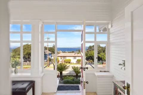 675 Pine St, Monterey, CA 93940
