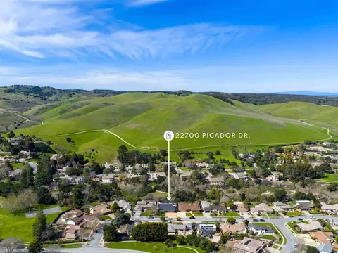 View/Area - 22700 Picador Dr, Salinas, CA 93908 photo 2 of 3