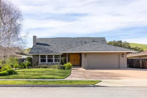 22700 Picador Dr, Salinas, CA 93908