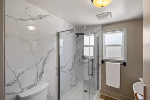 Bath - 22700 Picador Dr, Salinas, CA 93908 photo 2 of 4